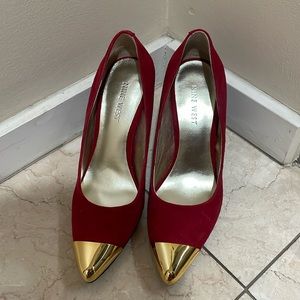 NINE WEST Red Pumps